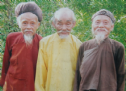 Ba anh em cả đời ăn chay không cắt tóc ở miền Tây Việt nam