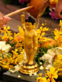 Lược ý nghi thức tắm Phật trong pháp hội đản sanh Phật giáo bắc truyền