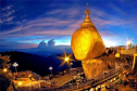 Bí ẩn tảng đá vàng cực thiêng có tóc của Đức Phật