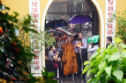 Hà Nội: Ngài Ted Osius Đại sứ Mỹ tại Việt Nam dự Lễ Vu Lan tại chùa Quán Sứ