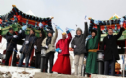 Mông Cổ: 60 nhà sư cầu nguyện trên núi thiêng Bayanzurkh Khairkhan