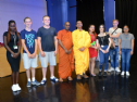 Sinh viên Anh quốc tiếp cận lịch sử, văn hóa Phật giáo