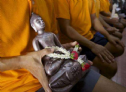 Thái Lan: Khóa học điêu khắc chủ đề Phật giáo cho tù nhân