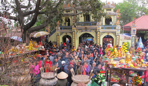 lễ hội, mùa xuân, Chùa Hương, Hội Lim, bà Chúa Kho, đền Trần, xin ấn