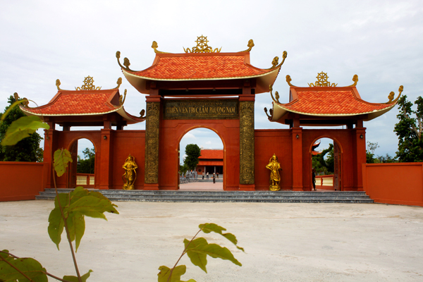 Thiền viện Trúc Lâm Phương Nam (Cần Thơ)