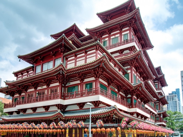 Chùa lưu giữ Xá Lợi răng của đức Phật – China Town, Singapore