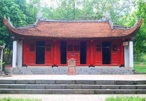 Chùa Đại Bi trong quần thể di tích lịch sử Đền Gióng, được cho là nơi đầu tiên Đại sư Ngô Chân Lưu lập am, dựng chùa