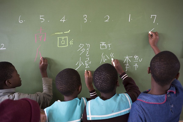 As soon as children are adopted by the Amitofo Care Centres they begin their formal education. From pre-school up to their final year of high school they learn Mandarin Chinese. Classrooms are loud and learning is does at pace. Students learn complex Chinese characters and here learn about the correct representation of numbers. Some of the early students from Malawi, which was established in 2004 are studying in Taiwan at universities there, a goal for many sutdents here in Swaziland too. CORNELL TUKIRI © 28 February 2017