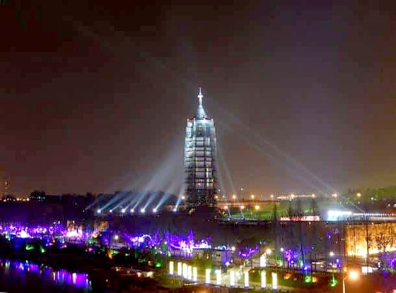 Tháp Lưu ly Nam Kinh