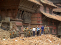 Nepal đau đớn giã biệt di sản