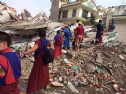 Nepal: Các tu sĩ Phật giáo dẫn đầu trong cứu trợ nạn nhân động đất