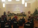 Canada: Cảnh sát cuối tuần vào chùa học thiền