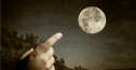 Ngón tay chỉ mặt trăng: Thông điệp kinh Lăng Già