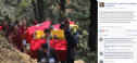  Quốc vương Bhutan vác hộp gỗ đàn hương đến tặng tu viện Phật giáo Chagri