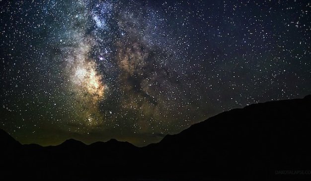 Chiêm ngưỡng vẻ đẹp của bầu trời đêm | Chùa A Di Đà
