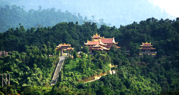 Thiền viện Trúc Lâm Bạch Mã (Thừa Thiên Huế)