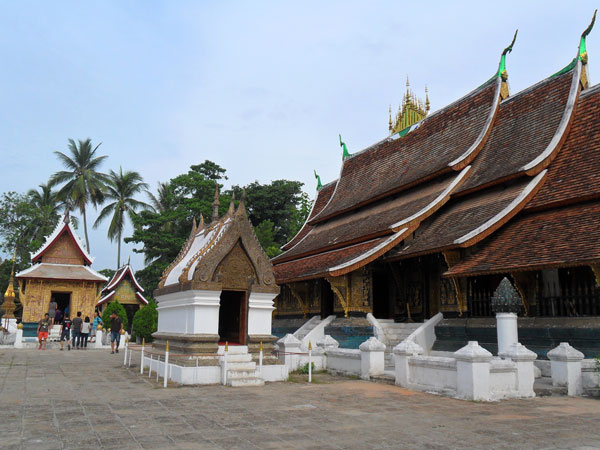 chùa Vat Mai