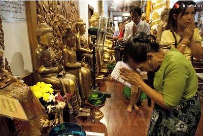  Phật tử đến viếng Tu viện Nhật Bản Aung Zabu