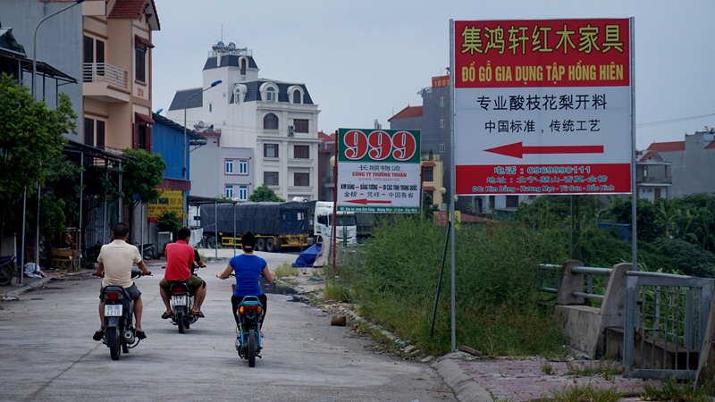 Biển hiệu tiếng Trung, phố Tàu, Từ Sơn, Đồng Kỵ, Phù Khê, Bắc Ninh