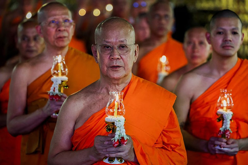 Chùm ảnh: Thế giới đón mừng Đại lễ Vesak 2025 linh thiêng-2