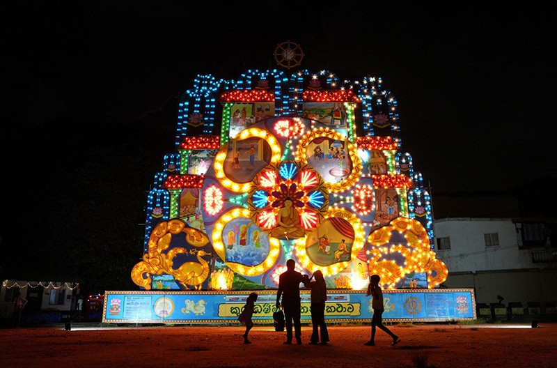 Chùm ảnh: Thế giới đón mừng Đại lễ Vesak 2025 linh thiêng-16