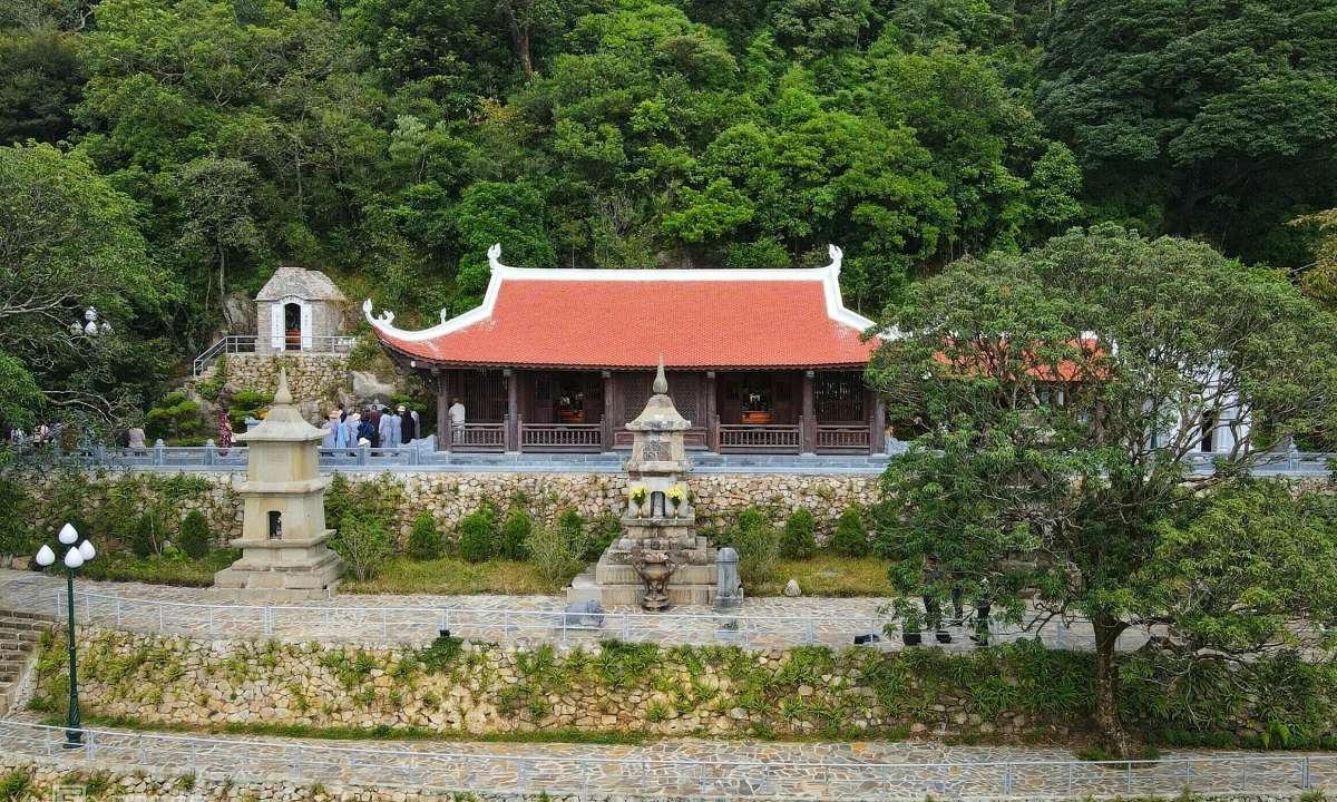 Kệ truyền pháp của Thiền phái Trúc Lâm - Lâm Tế thời Lê Trung Hưng (P.1)