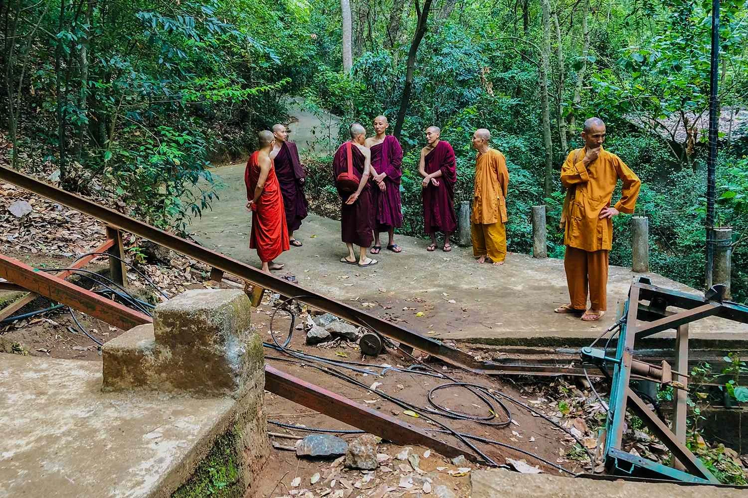 Sri Lanka: Ít nhất bảy nhà sư Phật giáo thiệt mạng trong vụ tai nạn cáp treo tại Tu viện Na Uyana