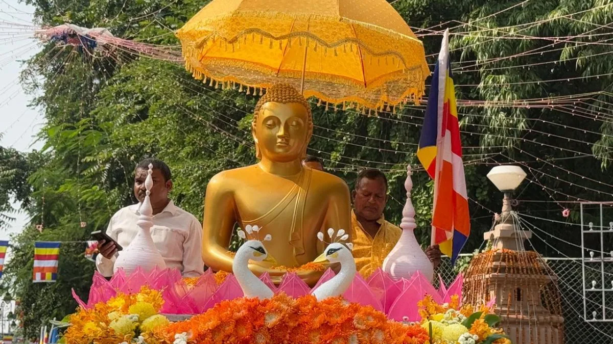 Ấn Độ: Cung nghinh Xá Lợi Phật trong đại lễ rước Shobha Yatra nhân ngày trăng tròn Kartik Purnima