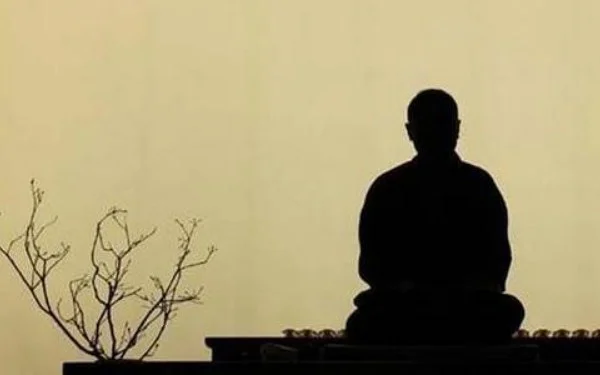 KHAM NHẪN, KHÔNG SÂN, KHÔNG PHẪN NỘ - KỆ NGÔN PALI