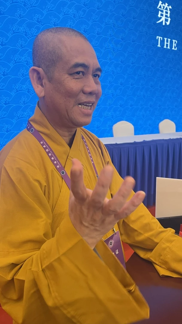 Bài tham luận "Giáo Dục Hoằng Pháp" tại Hội nghị Bàn tròn Phật giáo Nam Hải lần thứ X-4