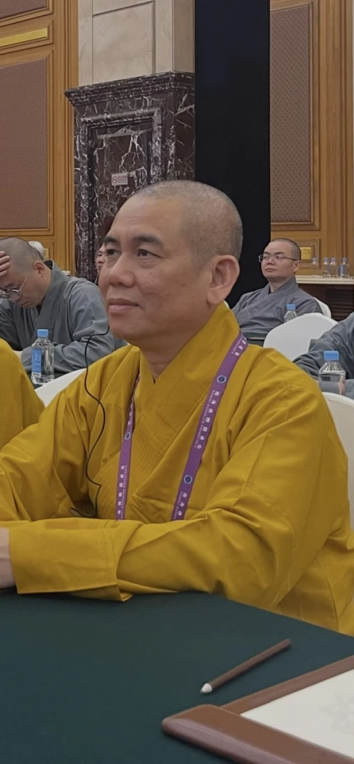 Bài tham luận "Giáo Dục Hoằng Pháp" tại Hội nghị Bàn tròn Phật giáo Nam Hải lần thứ X-11