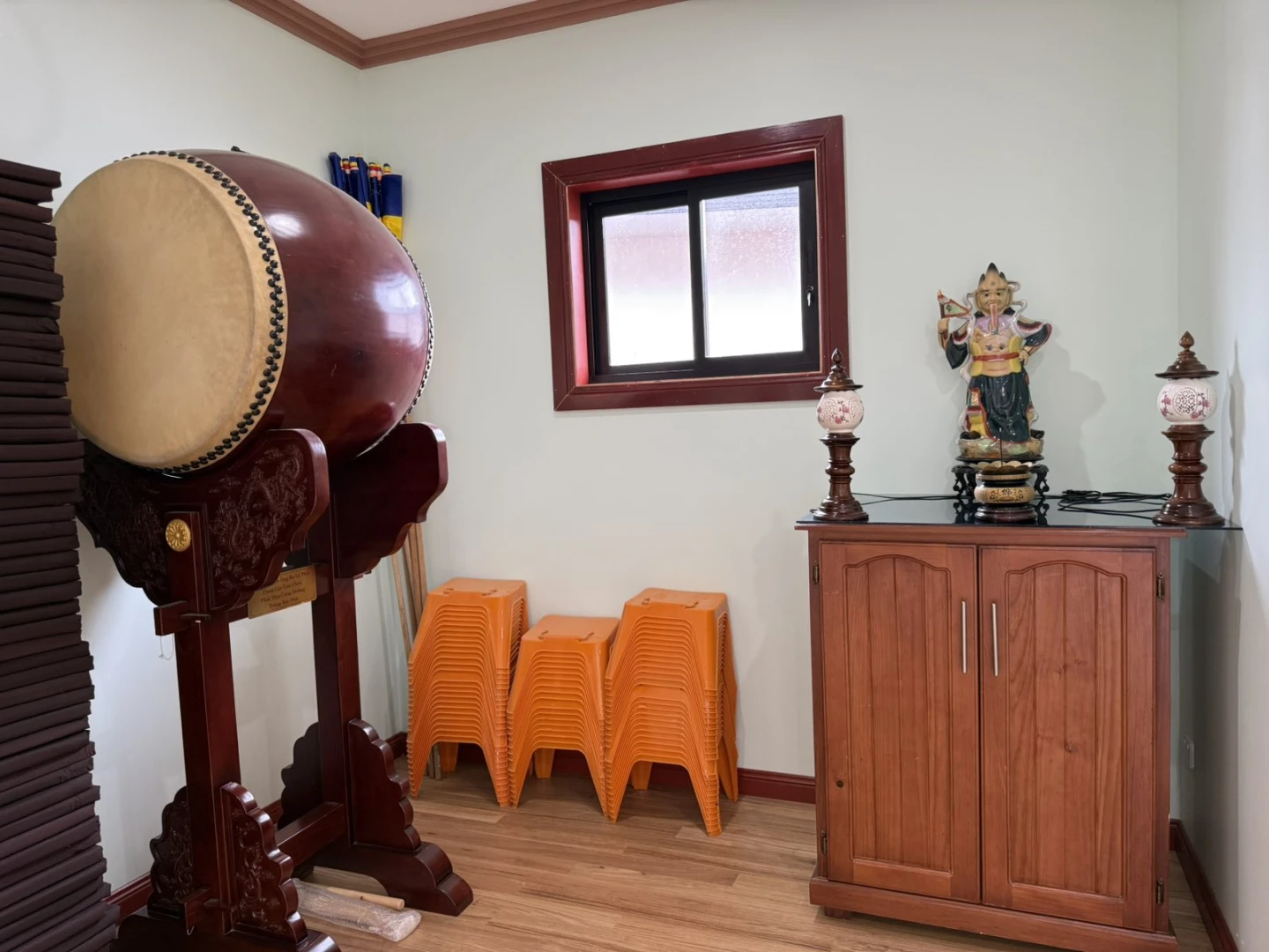 LONG QUANG GIỮA TRỜI NAM BÁN CẦU-6