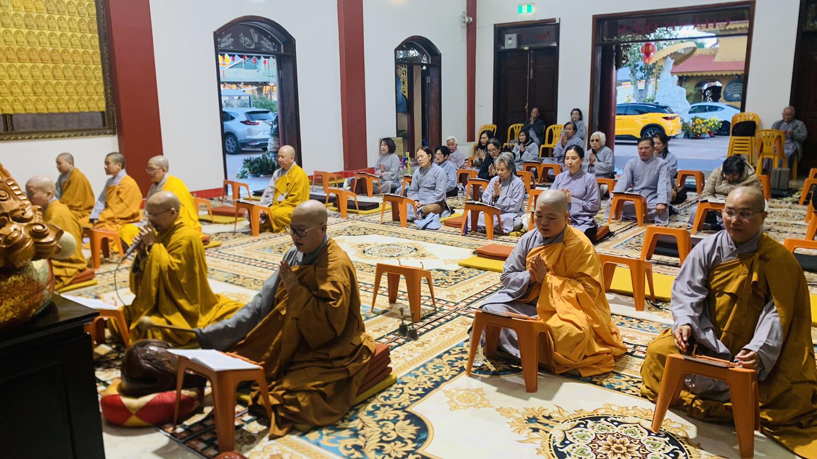 Vài hình ảnh thời khoá Tụng kinh-6