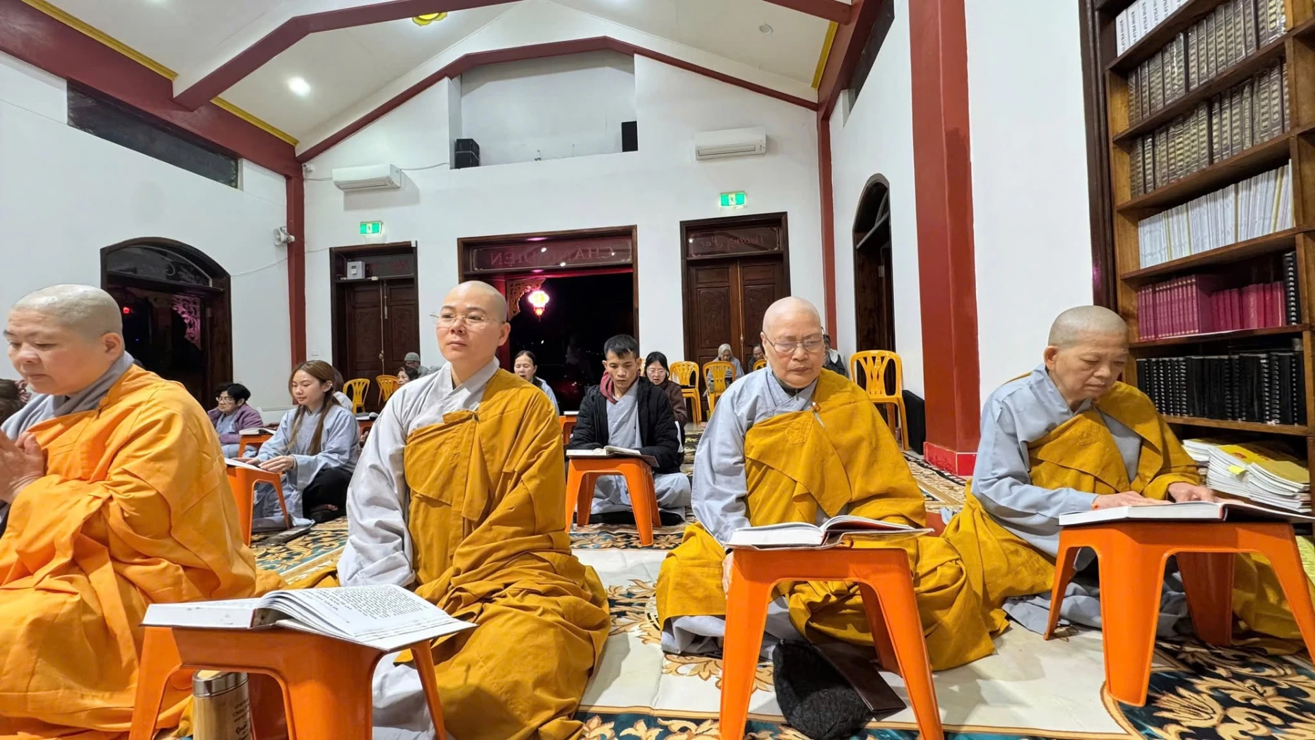 Một Ngày An Cư Tại Đạo Tràng Thiên Ấn-15