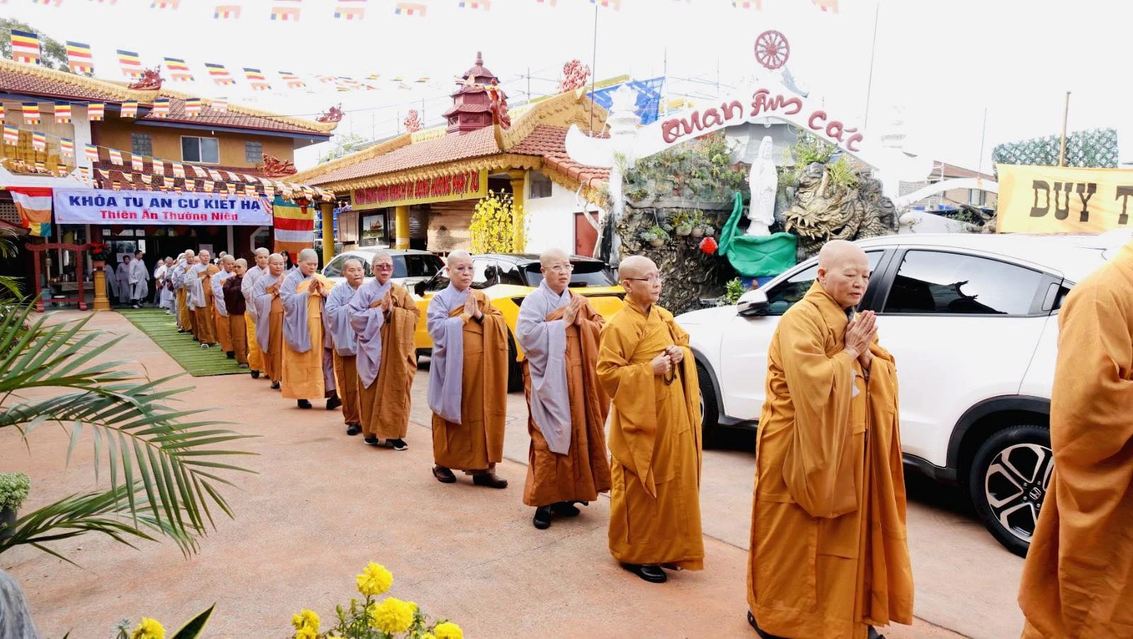 NHẬT KÝ AN CƯ KIẾT ĐÔNG ngày thứ 2 - Hình ngày 18.6.2026-19