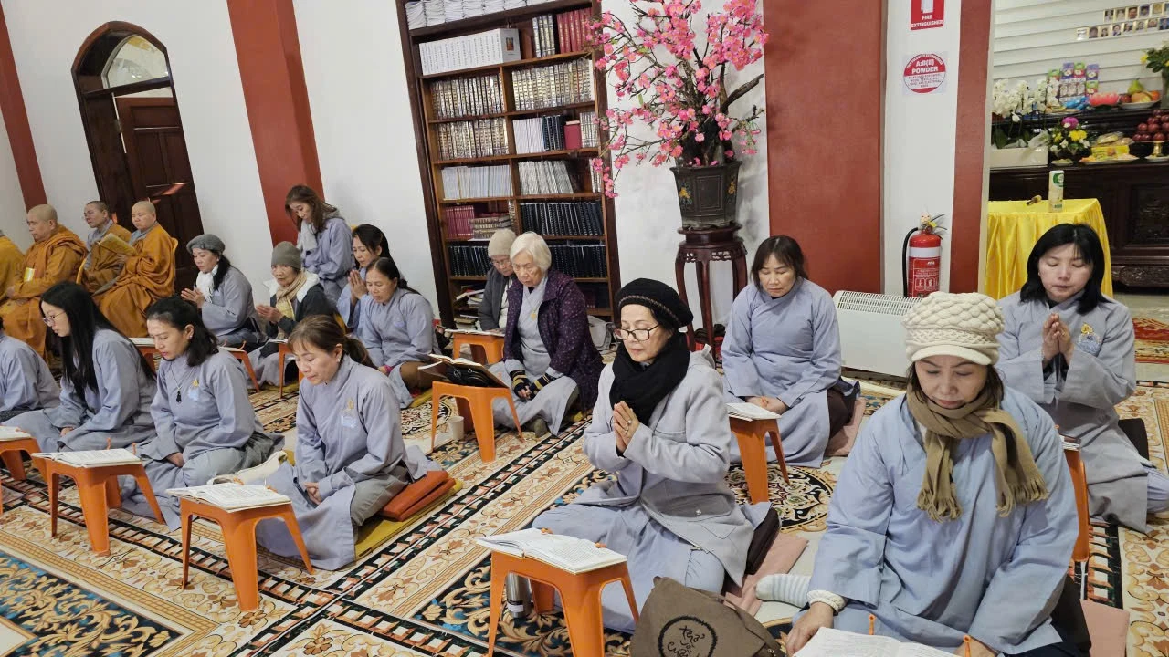 Bố Tát tụng giới – Giải chế - Hình ngày 22.6.2026-50