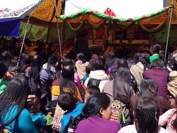 Bất chấp lệnh cấm của Chính quyền Trung Quốc, Dân Tây Tạng vẫn Mừng Sinh nhật đức Đạt Lai Lạt Ma 