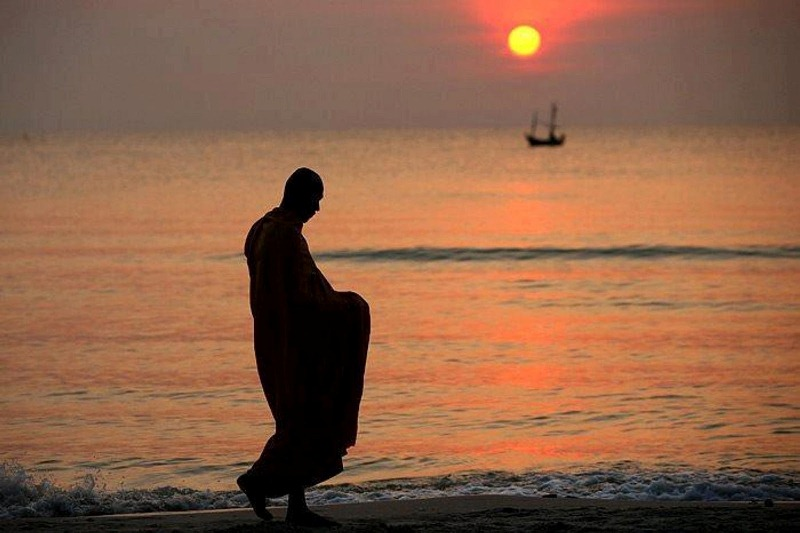 Ai bảo đi tu là khổ?