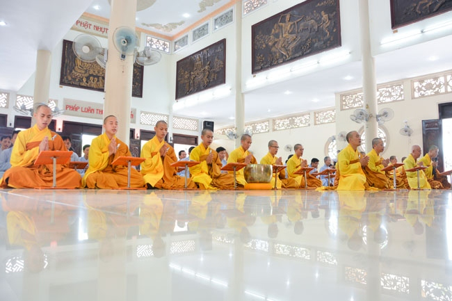 Ba Ngàn Oai Nghi Của Vị Đại Tỳ Kheo