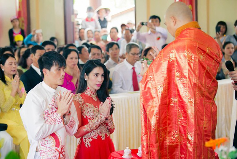 Phật tử ứng xử thế nào khi “phải cải đạo thì mới cho cưới”?