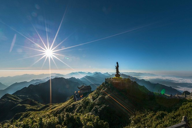 Vì sao những ngôi chùa thiêng thường được dựng trên núi