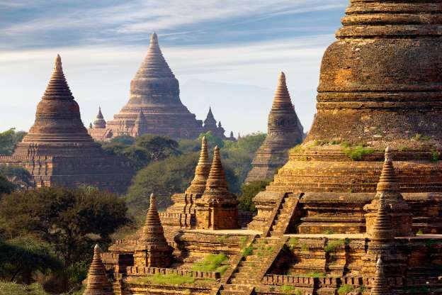 Chùa Phật giáo Bagan, Myanmar.