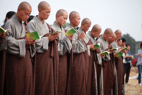 Các nữ tu