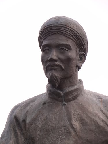 Nguyễn Du