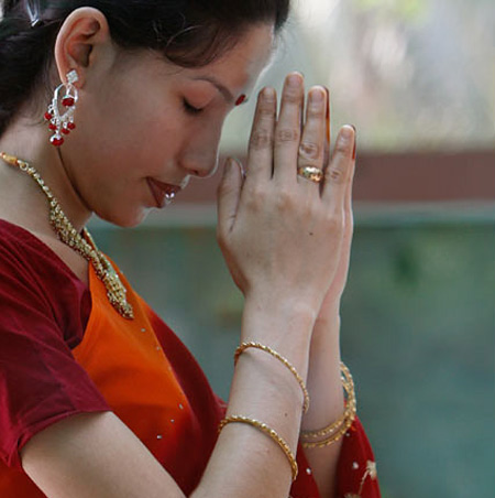 bangladesh_woman_1897856i_jpg